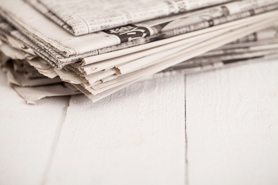 clean with newspaper
